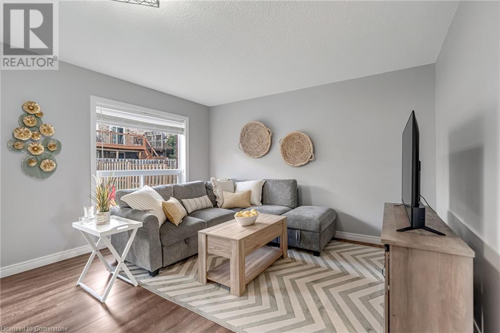 Photo 20 of 19 Oakes Crescent, Guelph ON