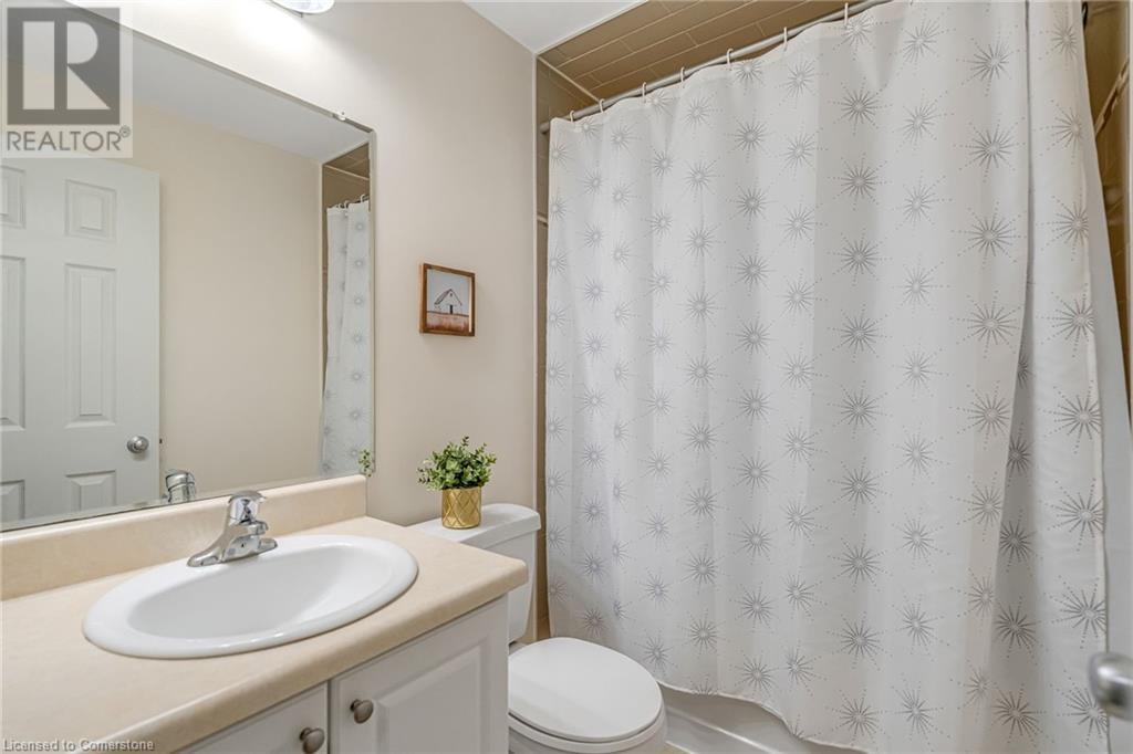 Photo 45 of 19 Oakes Crescent, Guelph ON