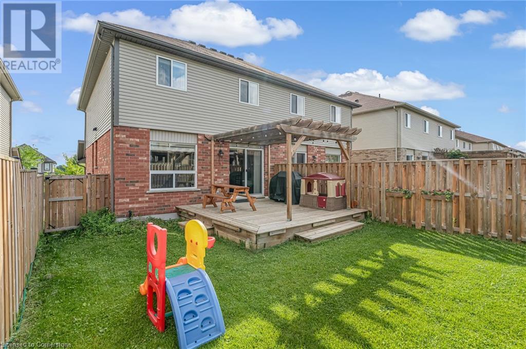 Photo 46 of 19 Oakes Crescent, Guelph ON