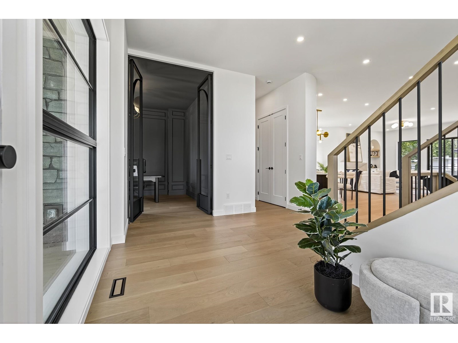 Photo 6 of 13804 85 Av Nw, Edmonton AB