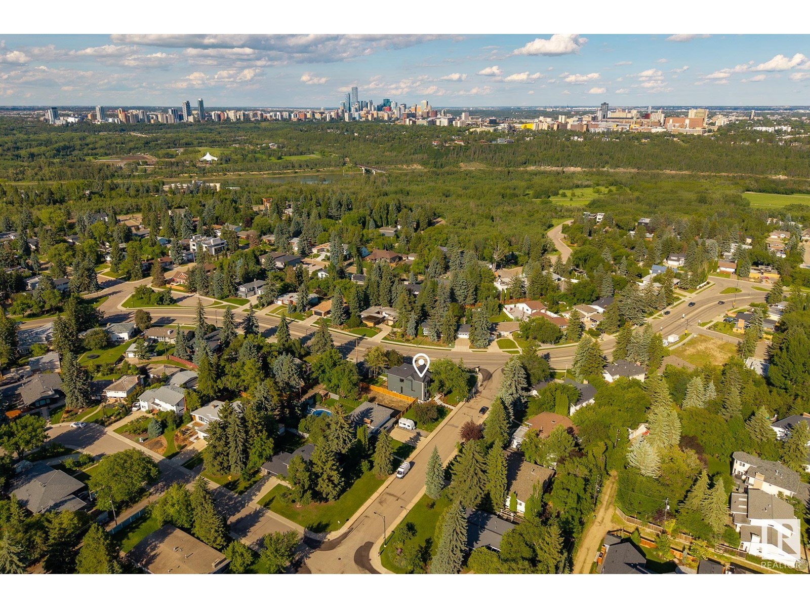 Photo 74 of 13804 85 Av Nw, Edmonton AB