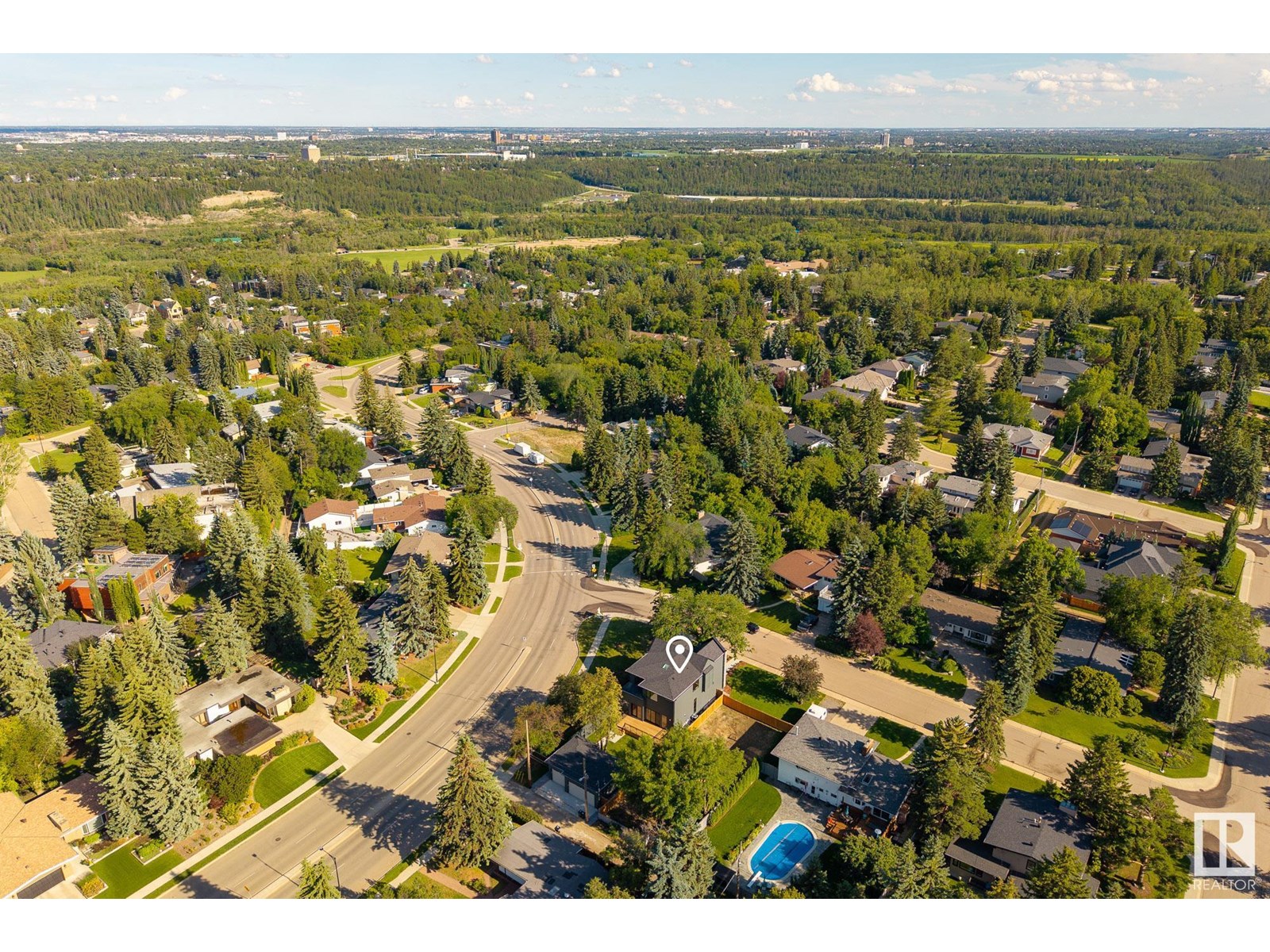 Photo 75 of 13804 85 Av Nw, Edmonton AB
