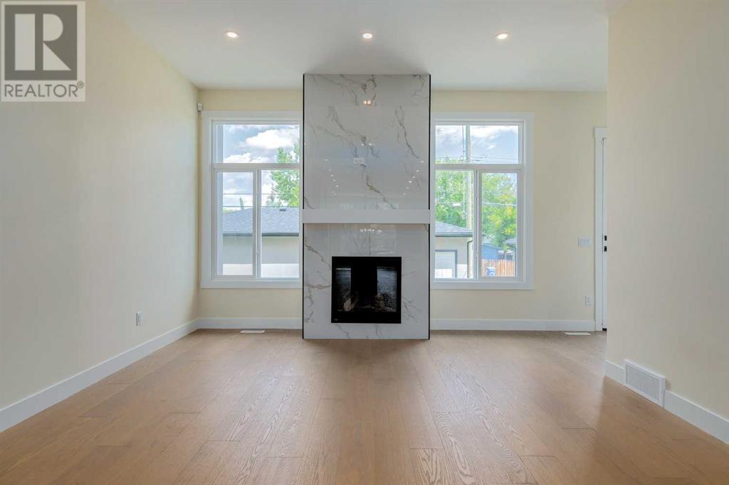 Single Family House for Sale in  Bowness Road NW Bowness Calgary 