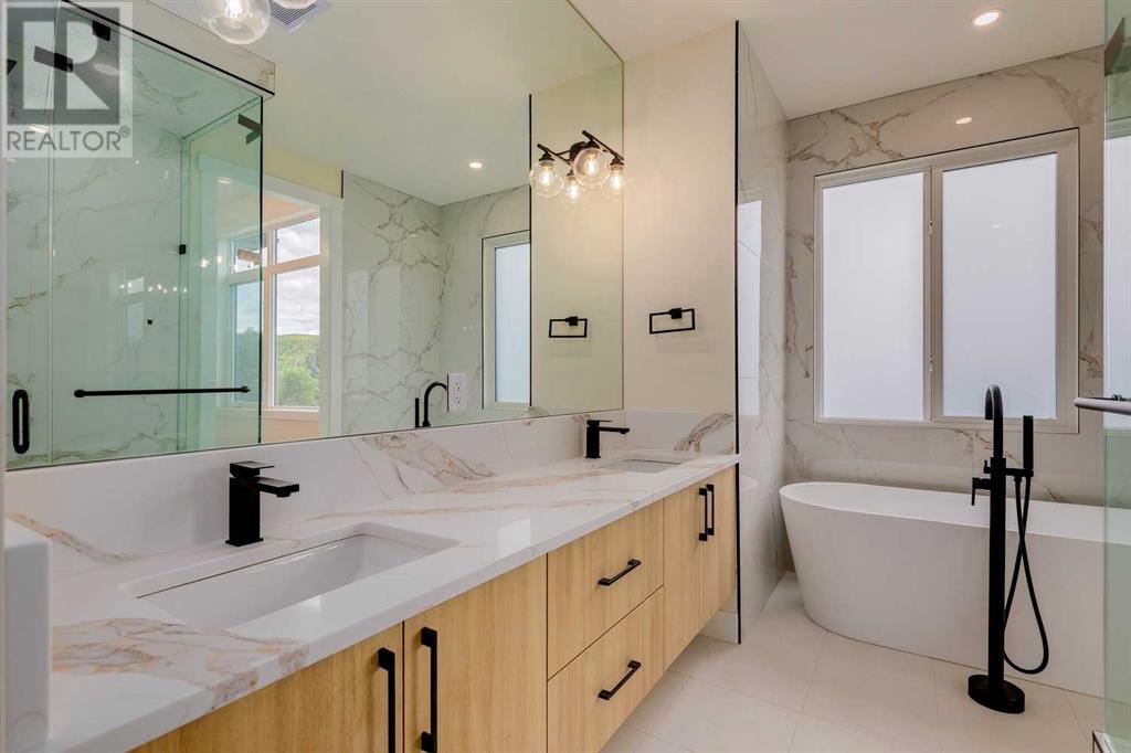 Single Family House for Sale in  Bowness Road NW Bowness Calgary 