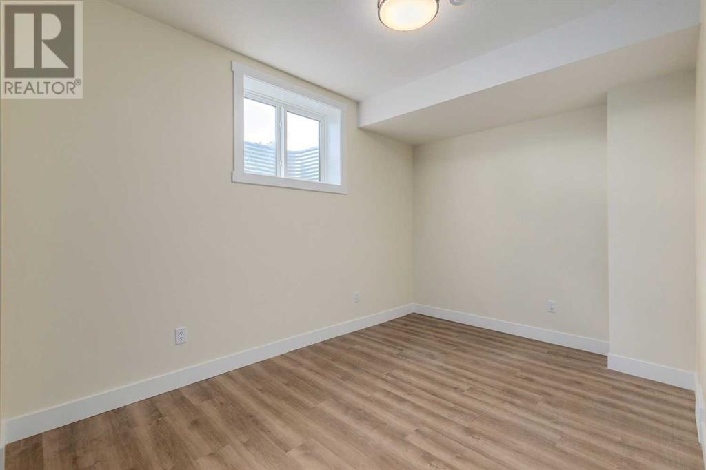 Single Family House for Sale in  Bowness Road NW Bowness Calgary 