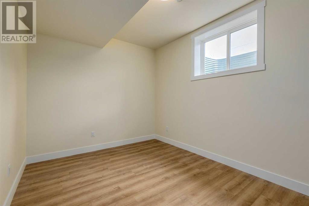 Single Family House for Sale in  Bowness Road NW Bowness Calgary 