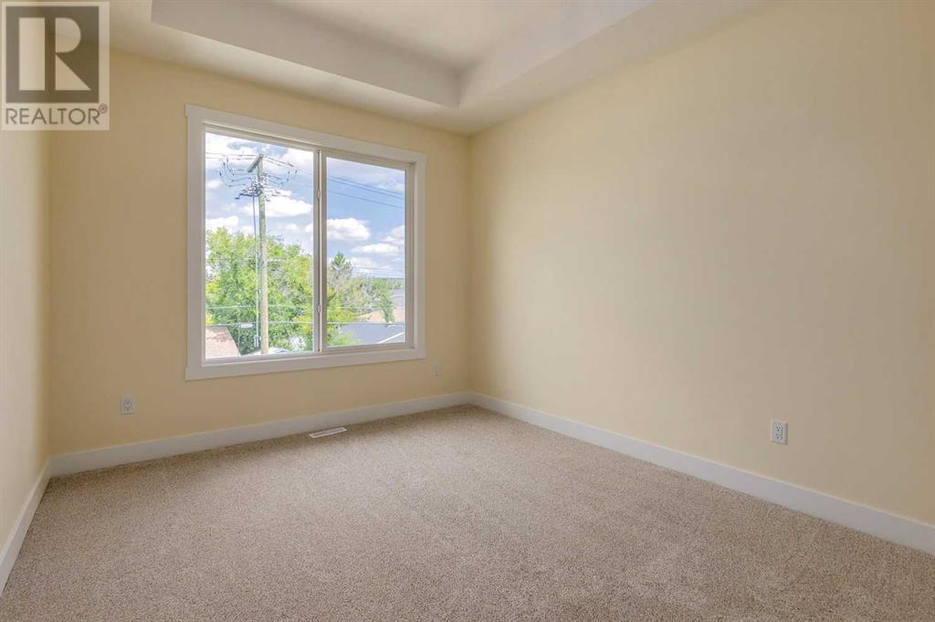 Single Family House for Sale in  Bowness Road NW Bowness Calgary 