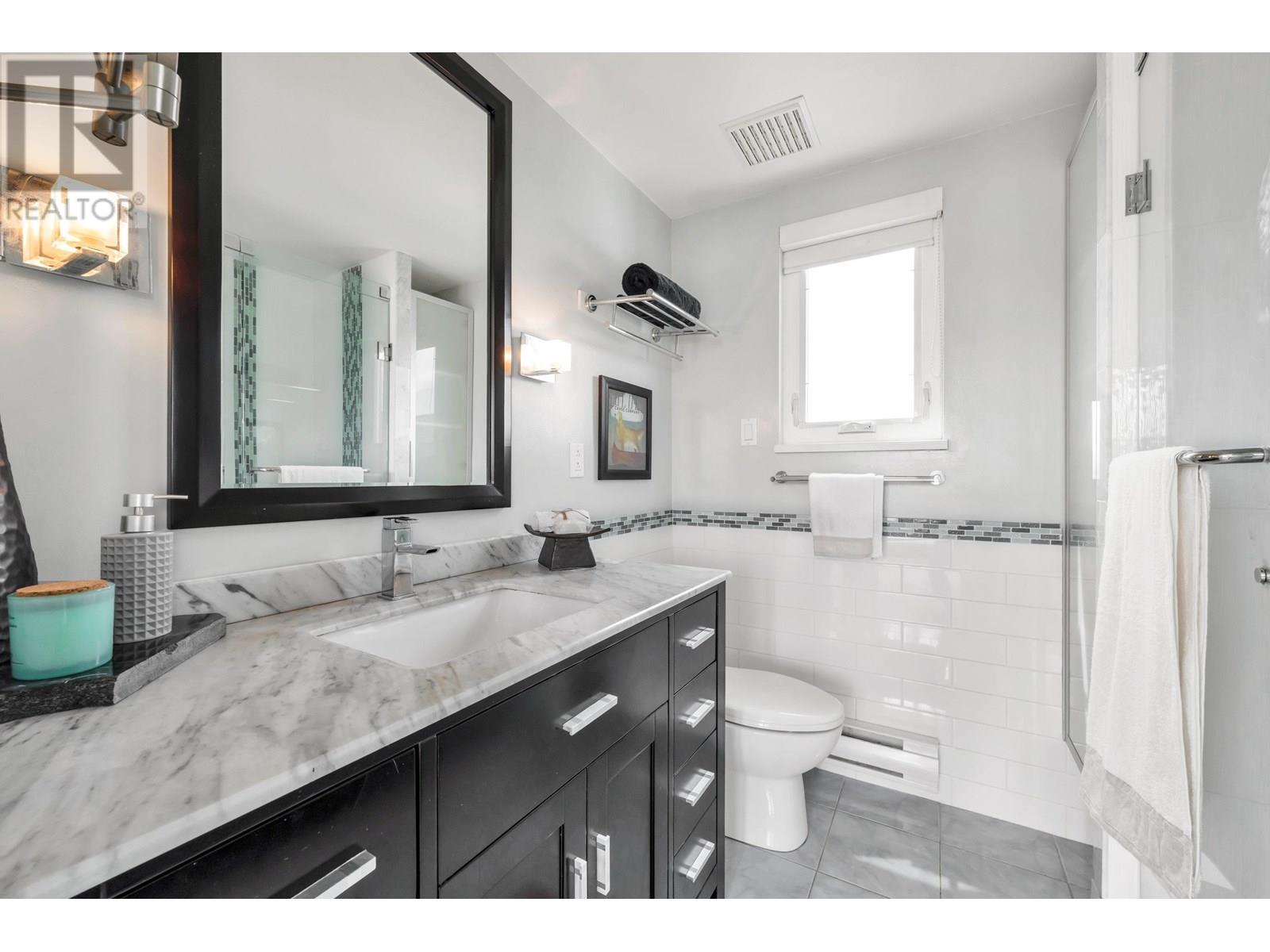 #16-3473 RIVER Road West, Delta