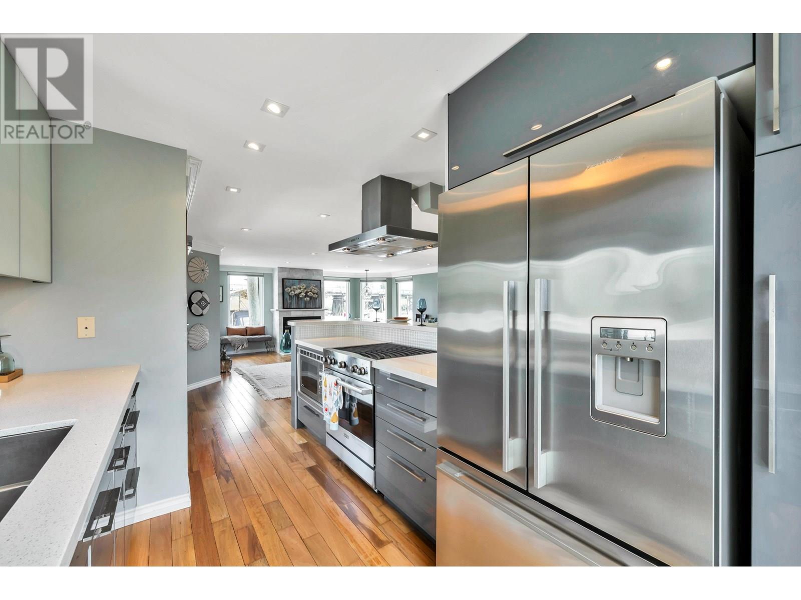 #16-3473 RIVER Road West, Delta