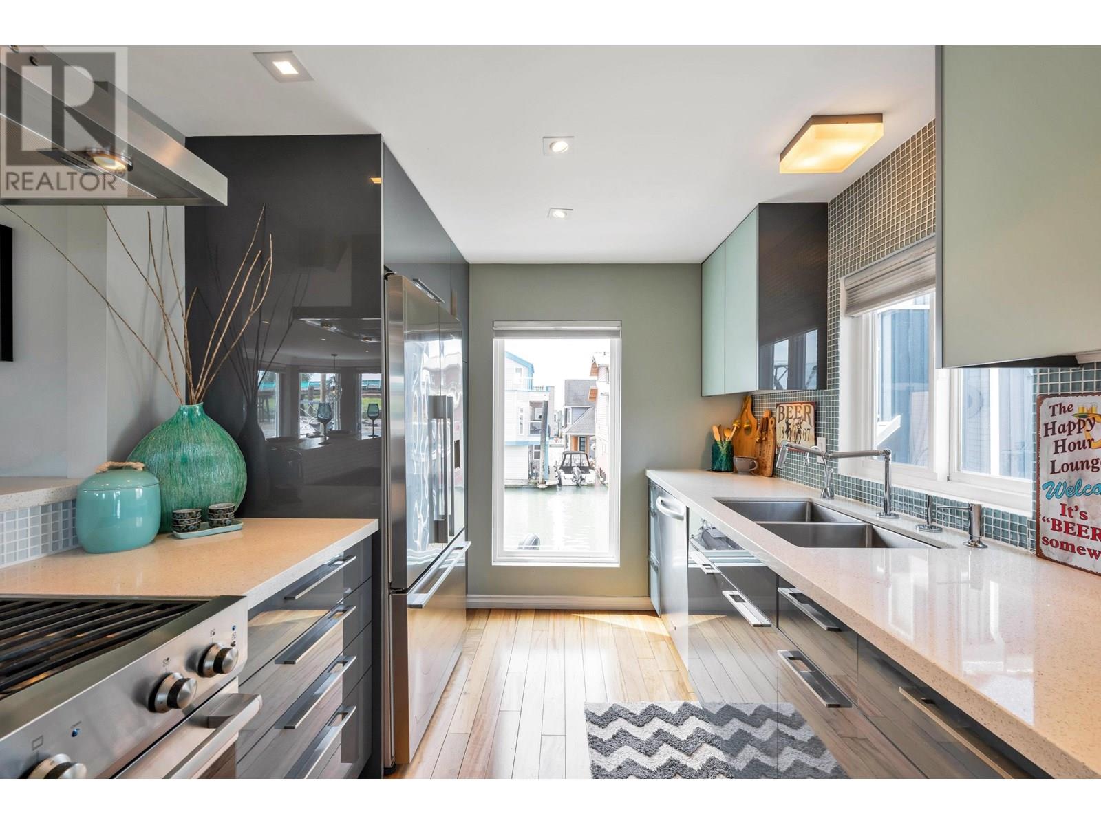 #16-3473 RIVER Road West, Delta