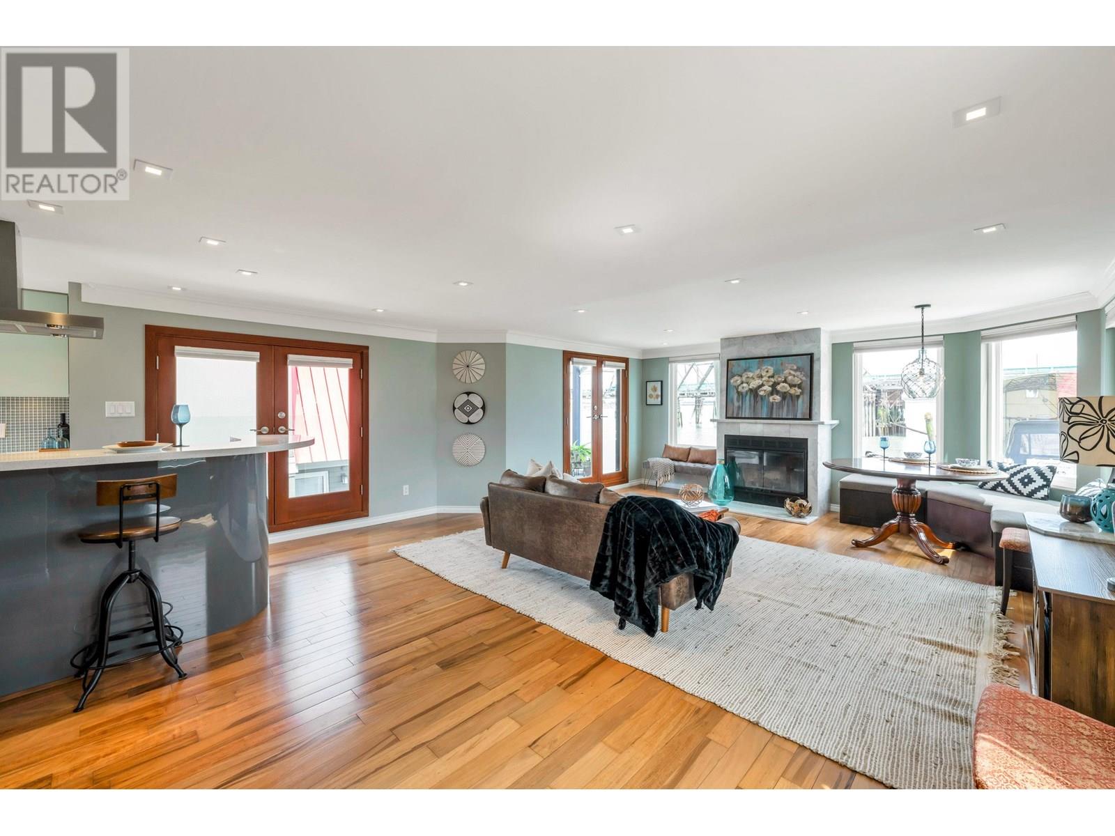 #16-3473 RIVER Road West, Delta