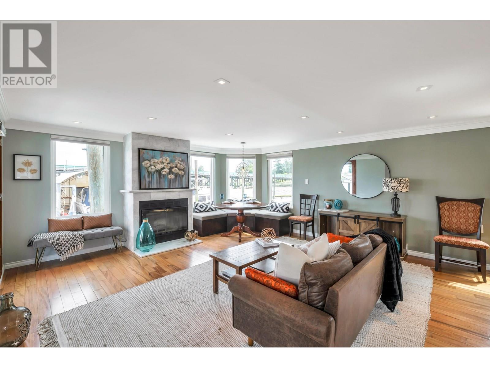 #16-3473 RIVER Road West, Delta