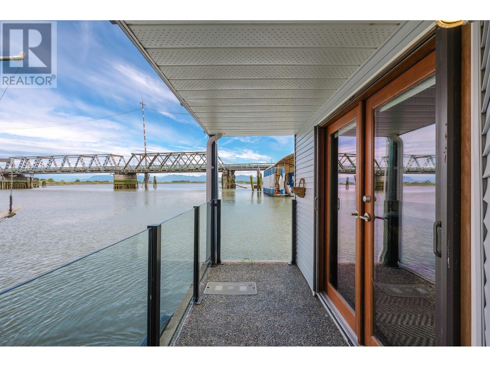 #16-3473 RIVER Road West, Delta