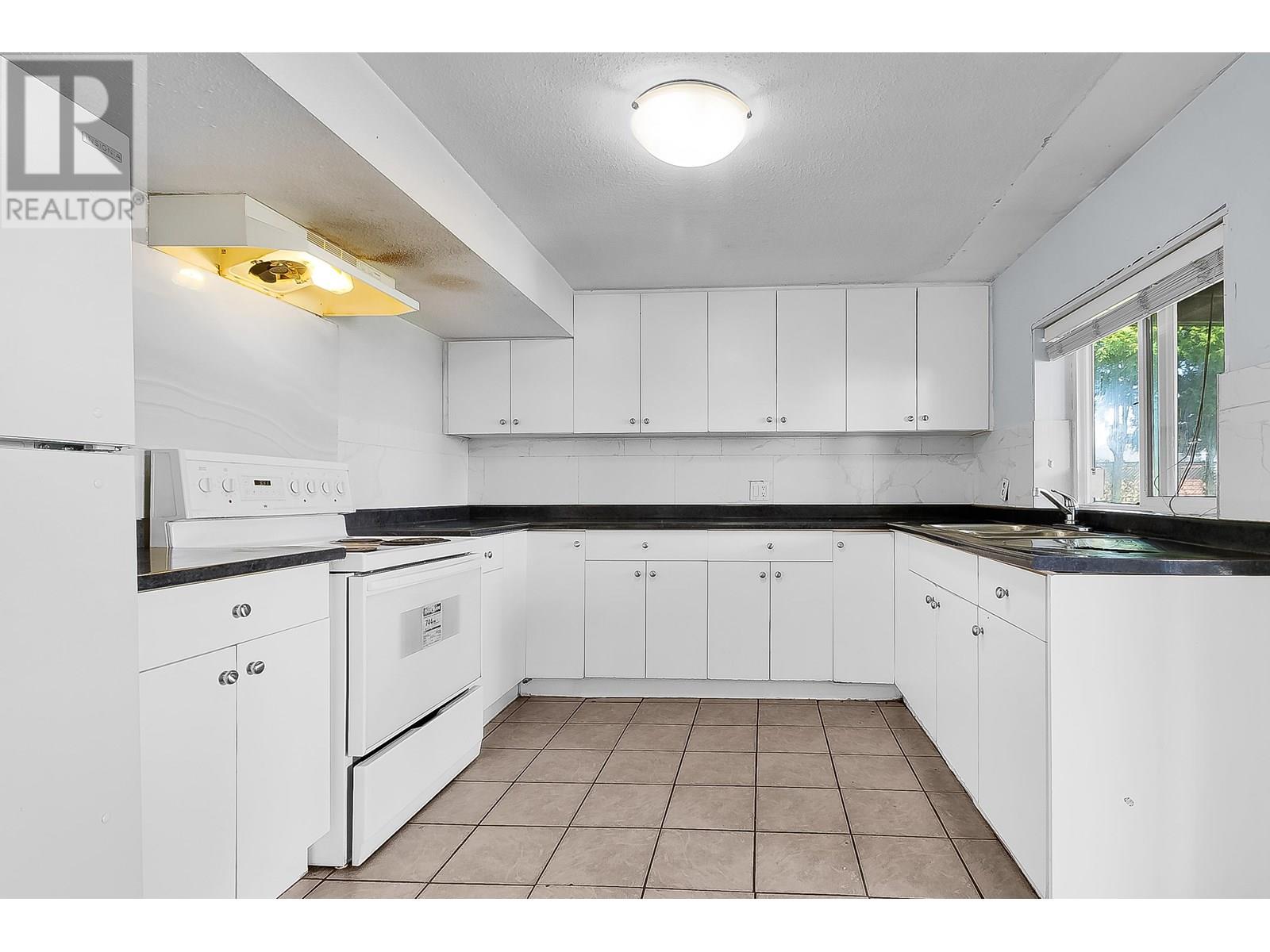 Photo 21 of 11891 Aztec Street, Richmond BC