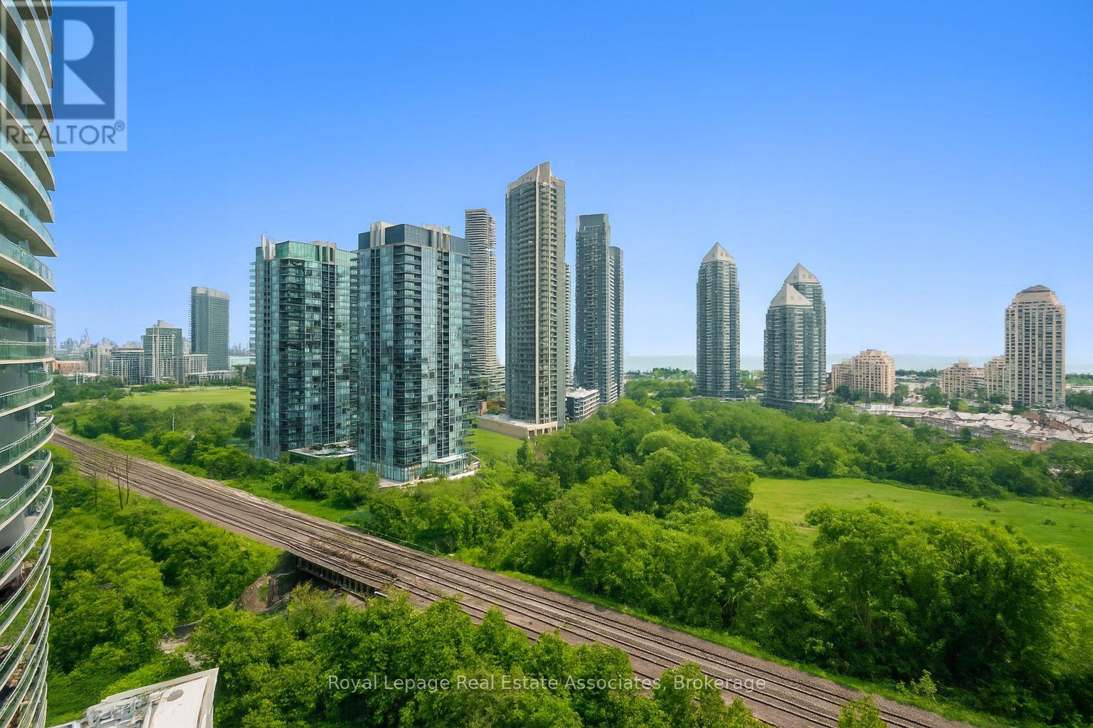 Photo 15 of 1601 155 Legion Road N, Toronto ON