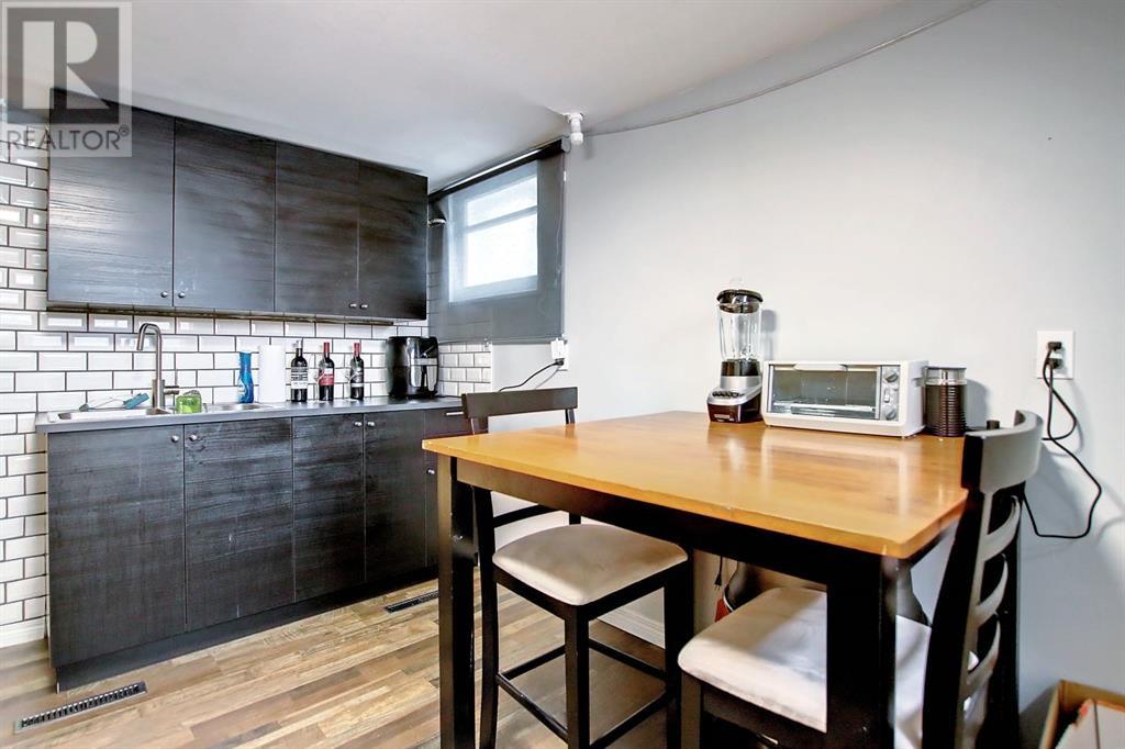 Single Family House 3 Level for Sale in   Street SW Upper Mount Royal Calgary 