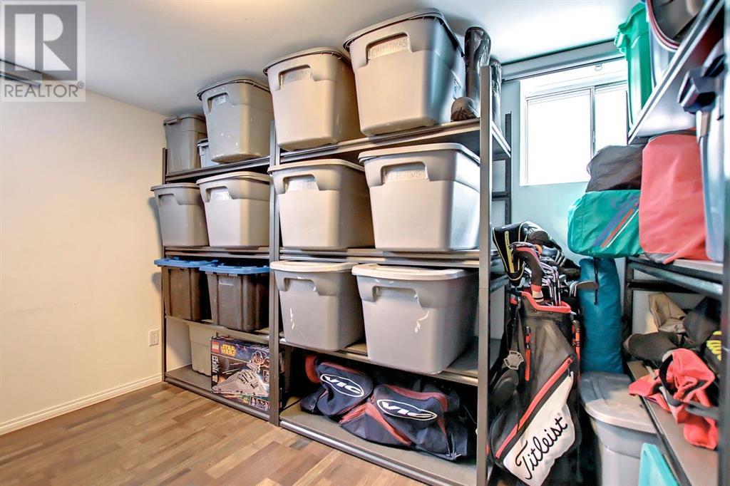 Single Family House 3 Level for Sale in   Street SW Upper Mount Royal Calgary 