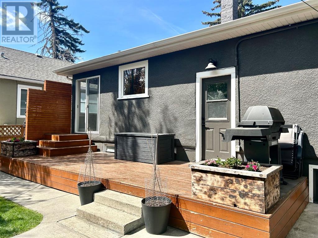 Single Family House 3 Level for Sale in   Street SW Upper Mount Royal Calgary 