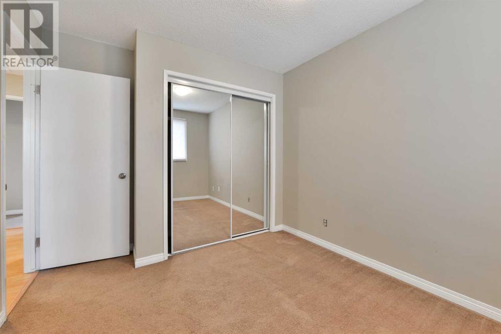 Single Family House for Sale in   Bowwood Drive NW Bowness Calgary 