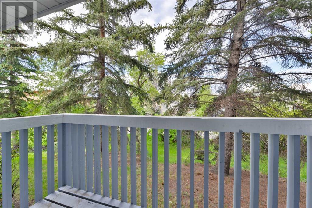 Single Family House for Sale in   Bowwood Drive NW Bowness Calgary 
