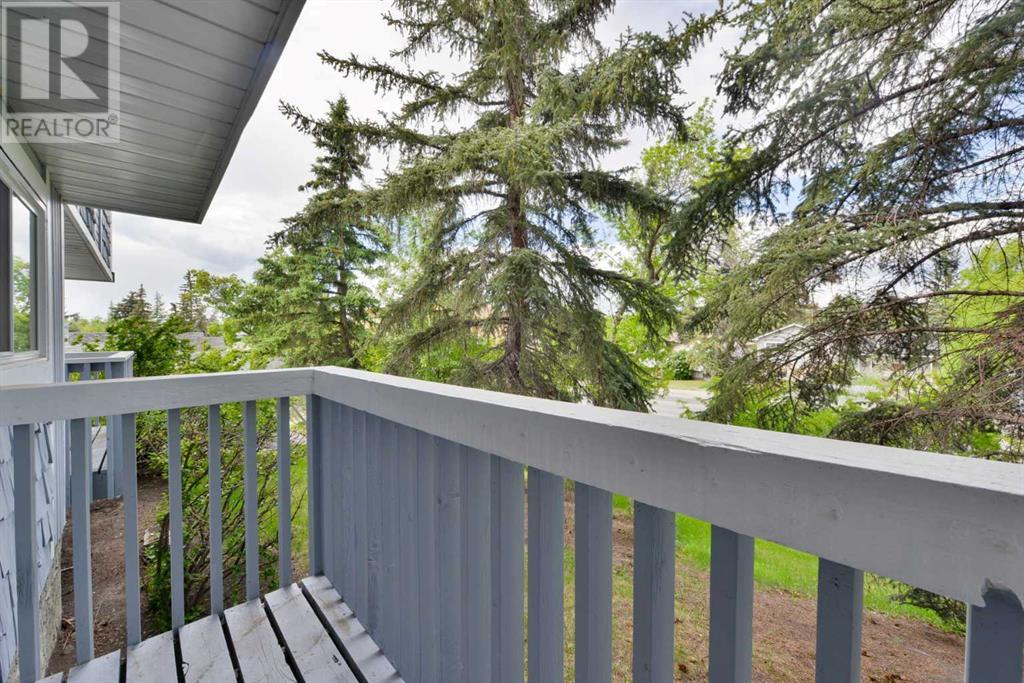 Single Family House for Sale in   Bowwood Drive NW Bowness Calgary 