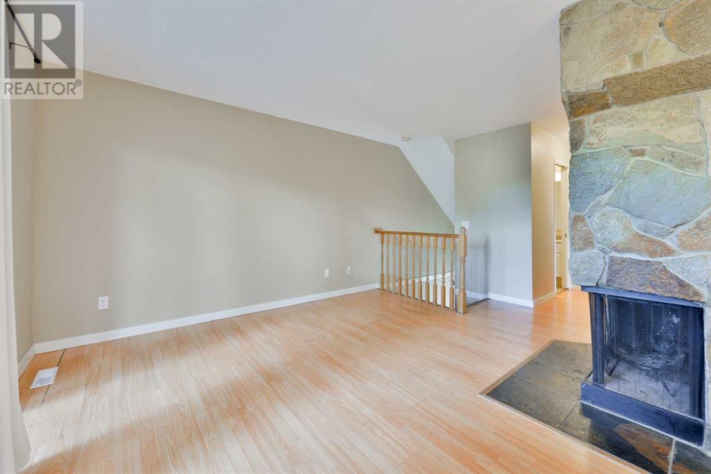 Single Family House for Sale in   Bowwood Drive NW Bowness Calgary 