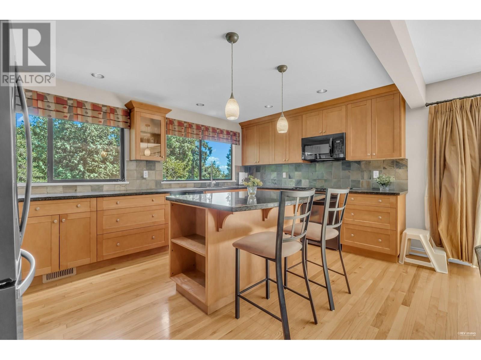 4623 CAULFEILD DRIVE, West Vancouver