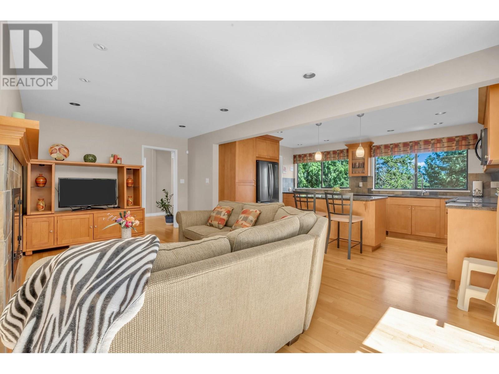 4623 CAULFEILD DRIVE, West Vancouver