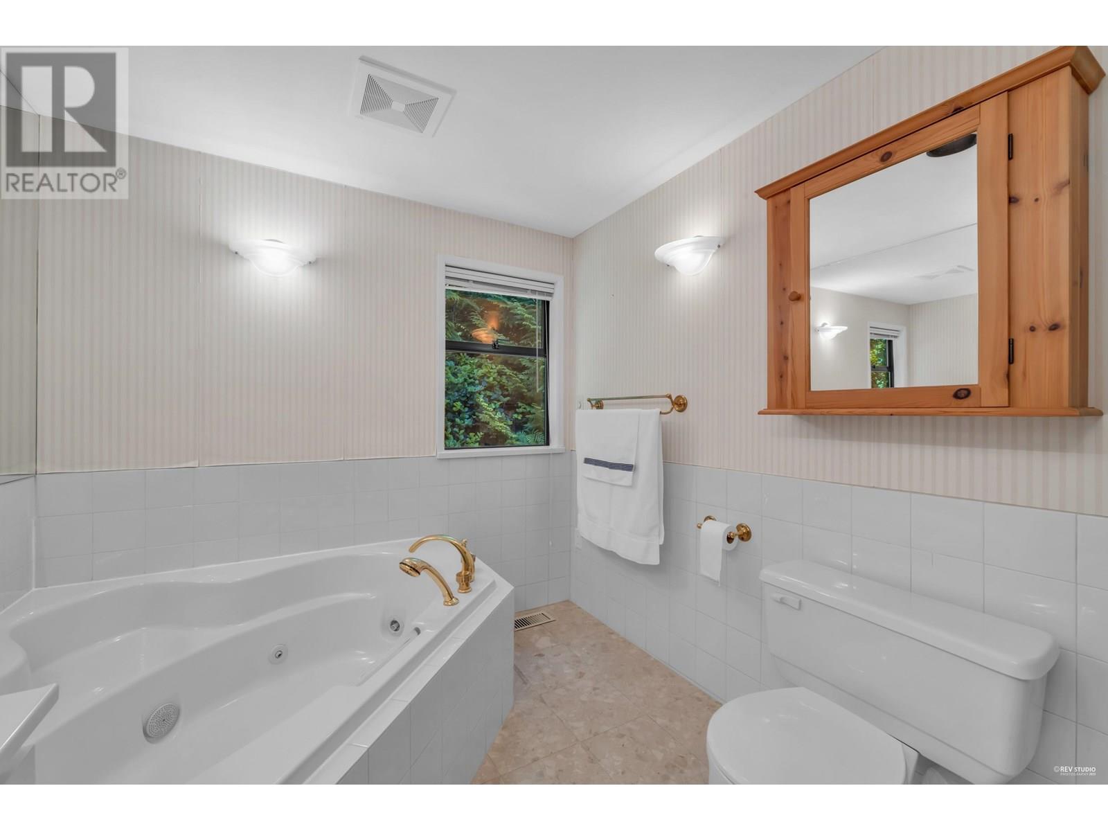 4623 CAULFEILD DRIVE, West Vancouver