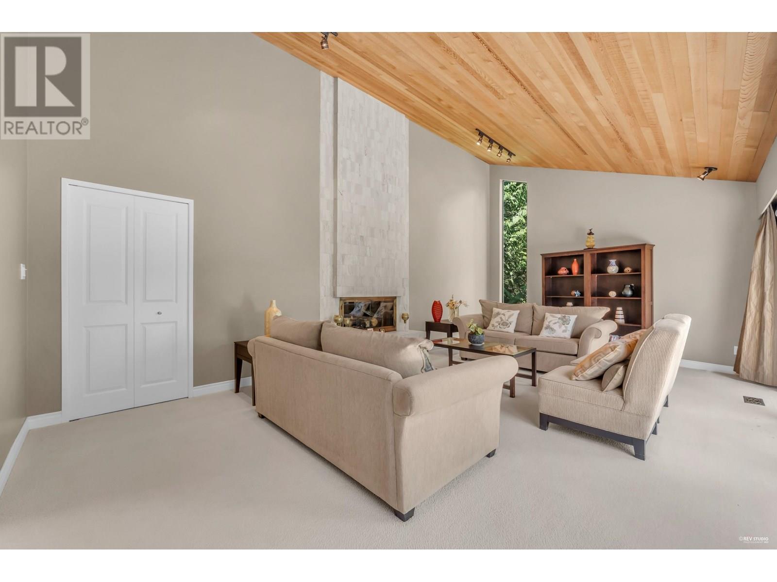 4623 CAULFEILD DRIVE, West Vancouver