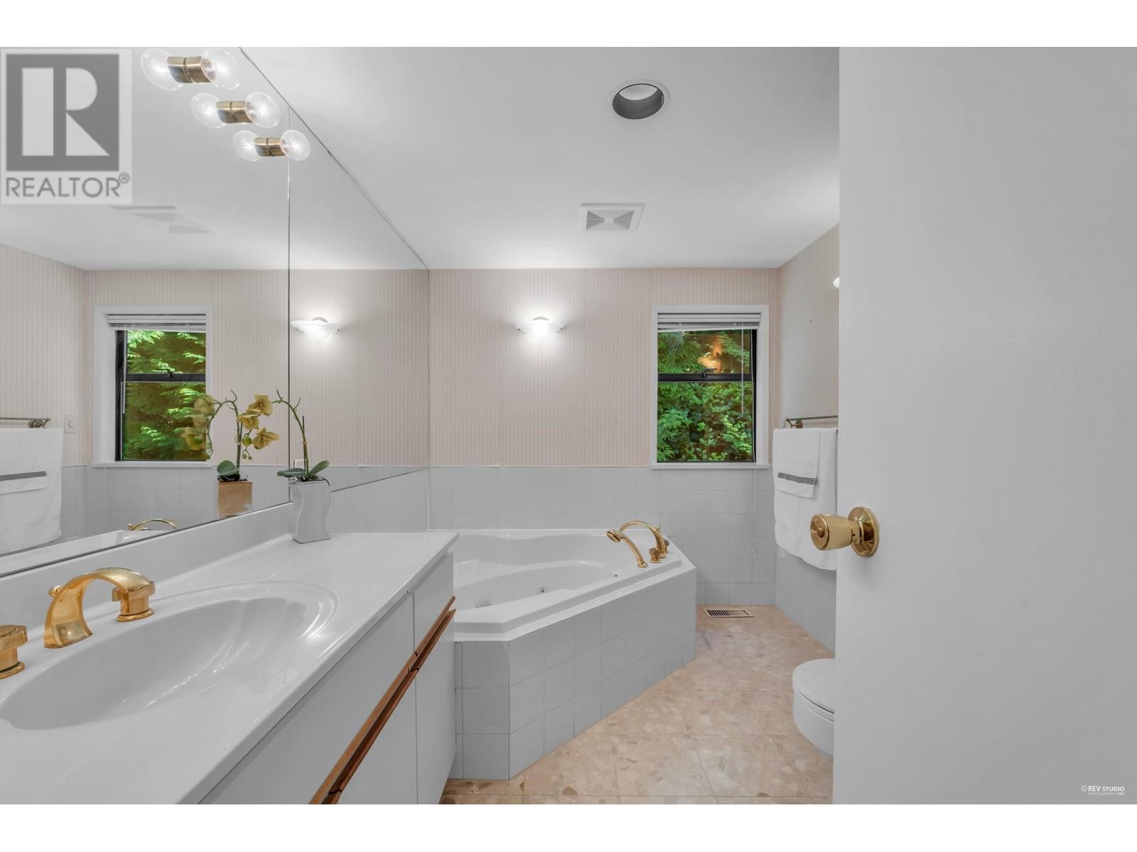 4623 CAULFEILD DRIVE, West Vancouver