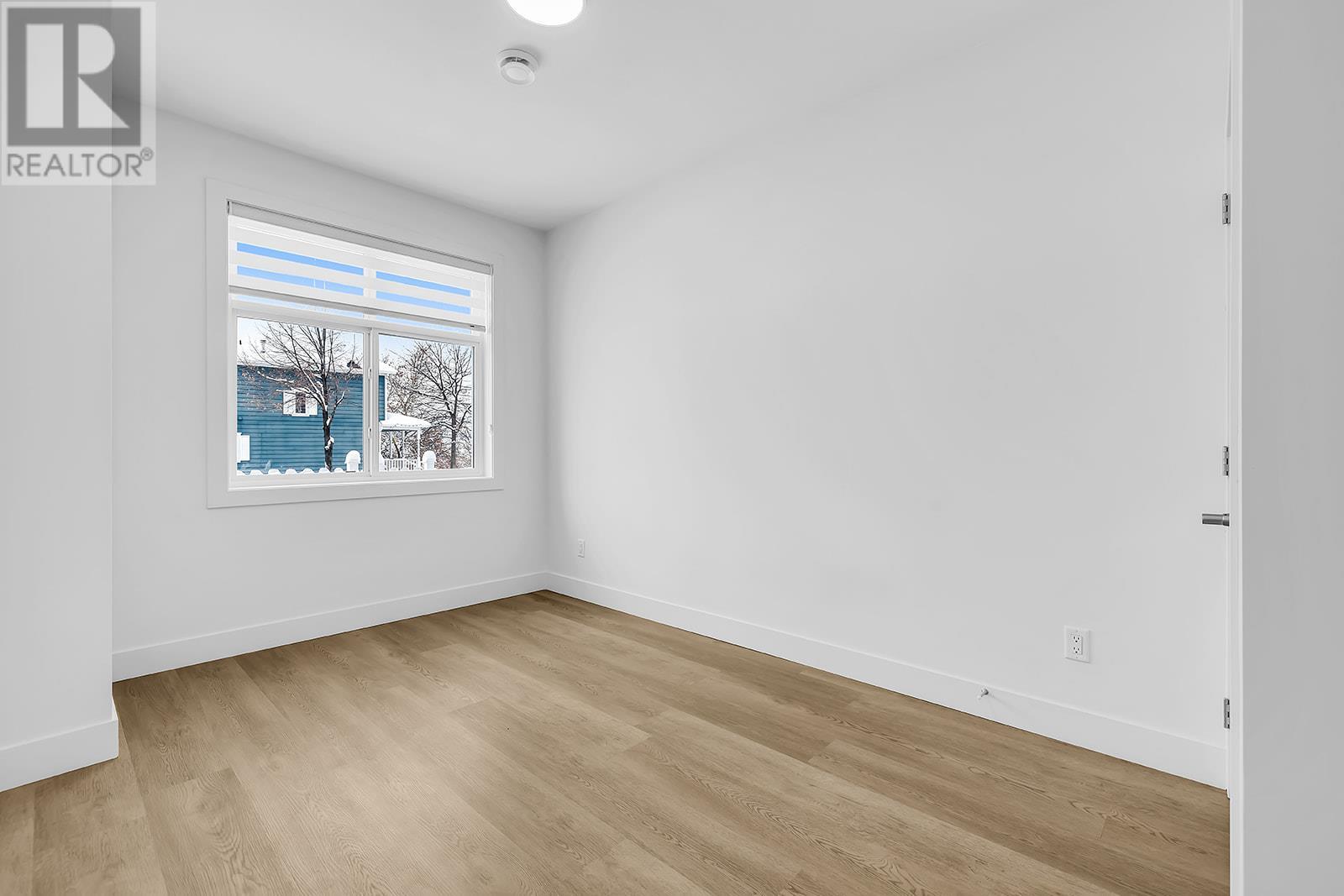 112 5300 Main Street, Kelowna