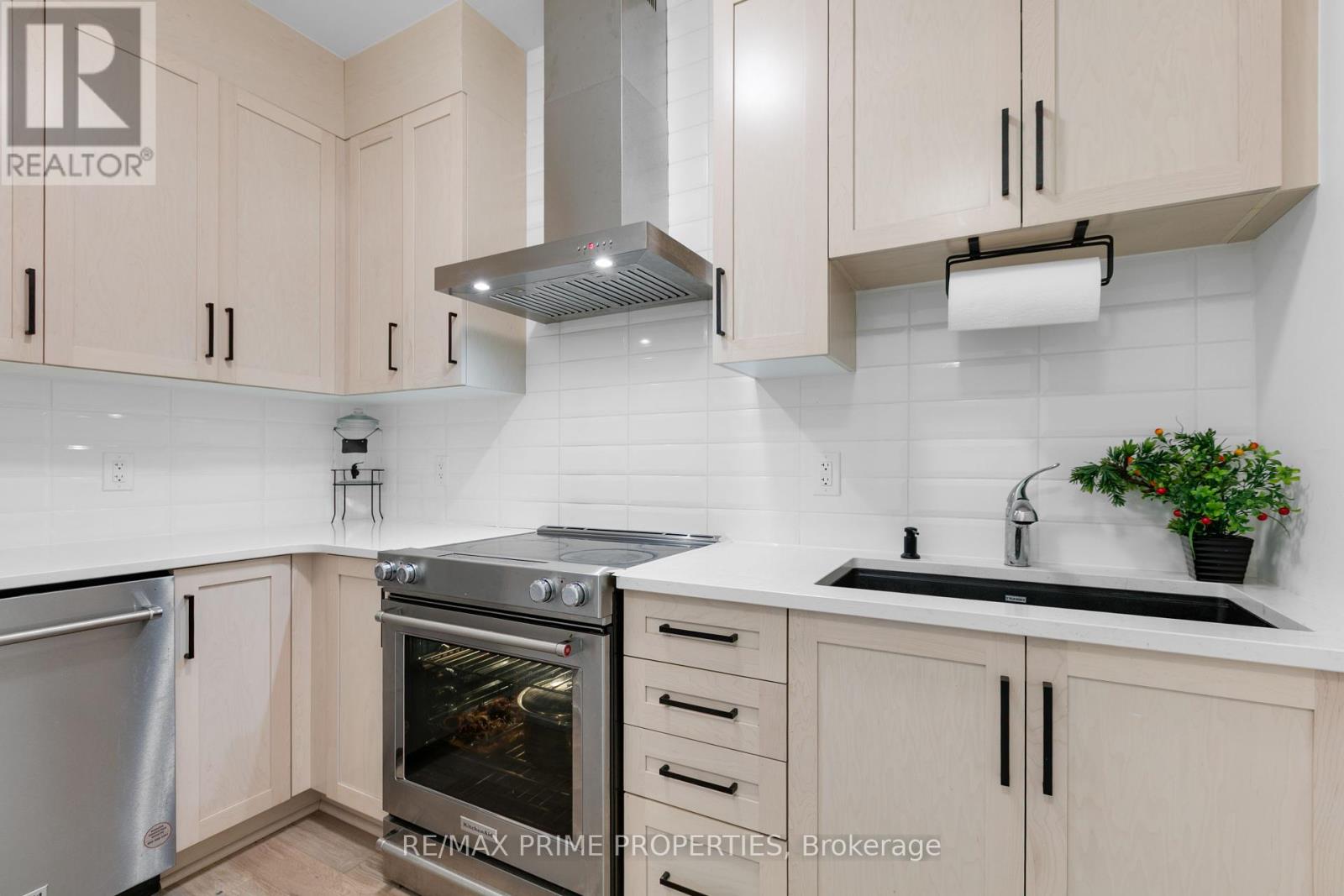 Photo 28 of 720 Fenwick Way, Ottawa ON