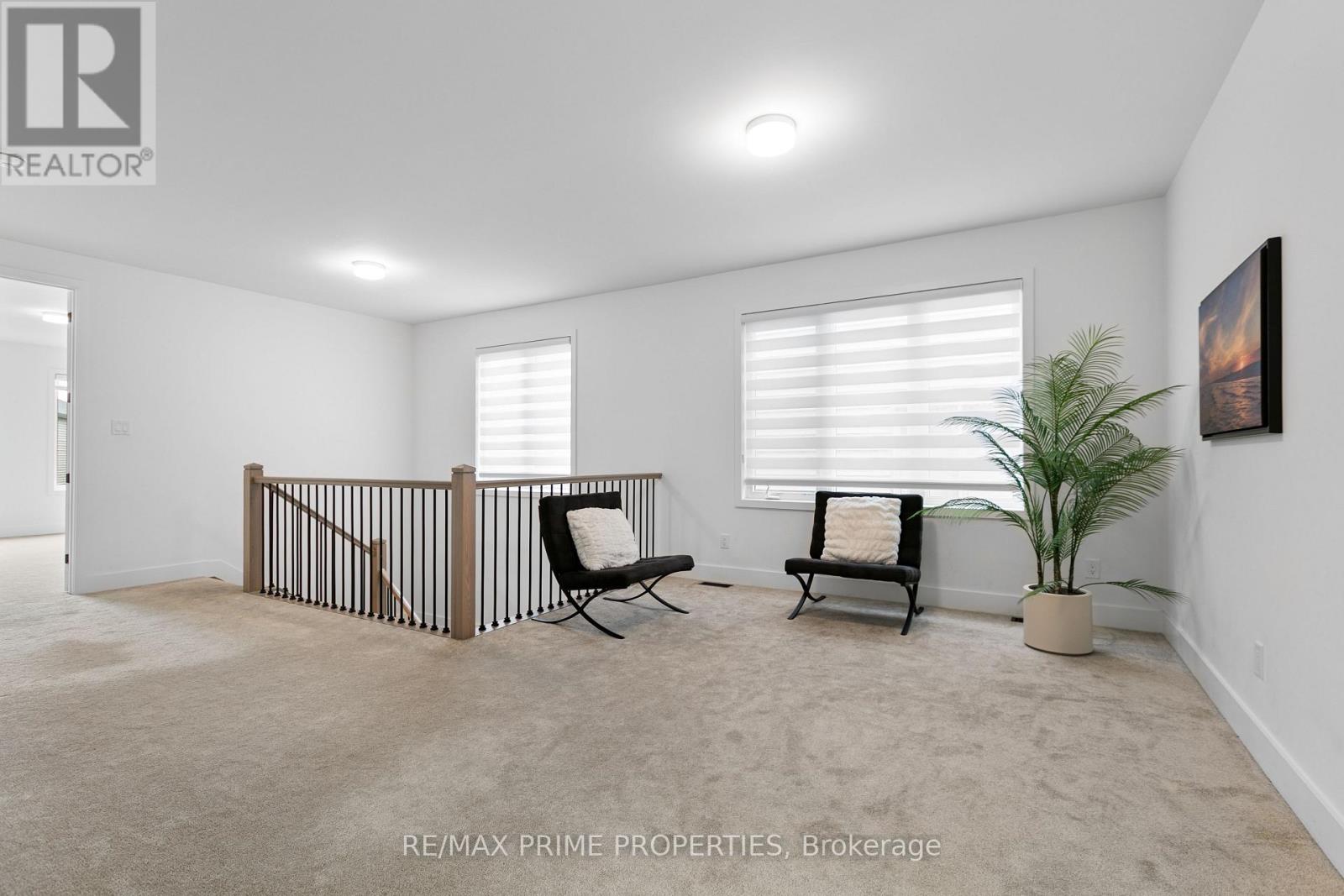 Photo 9 of 720 Fenwick Way, Ottawa ON