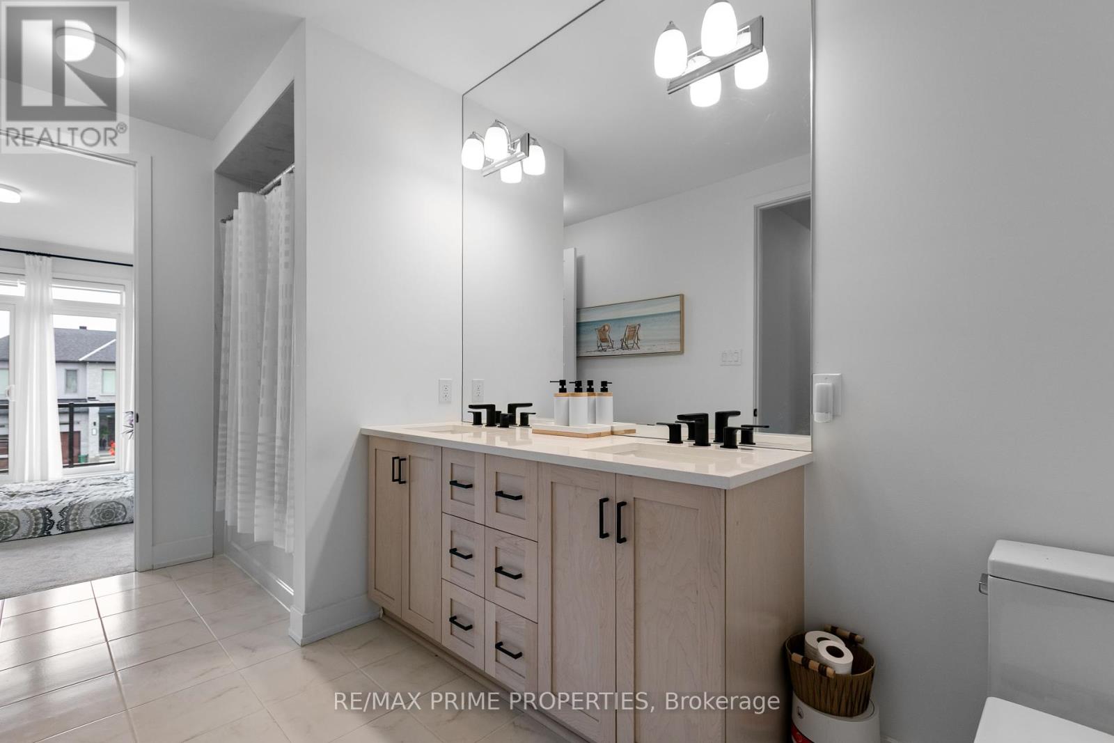 Photo 19 of 720 Fenwick Way, Ottawa ON