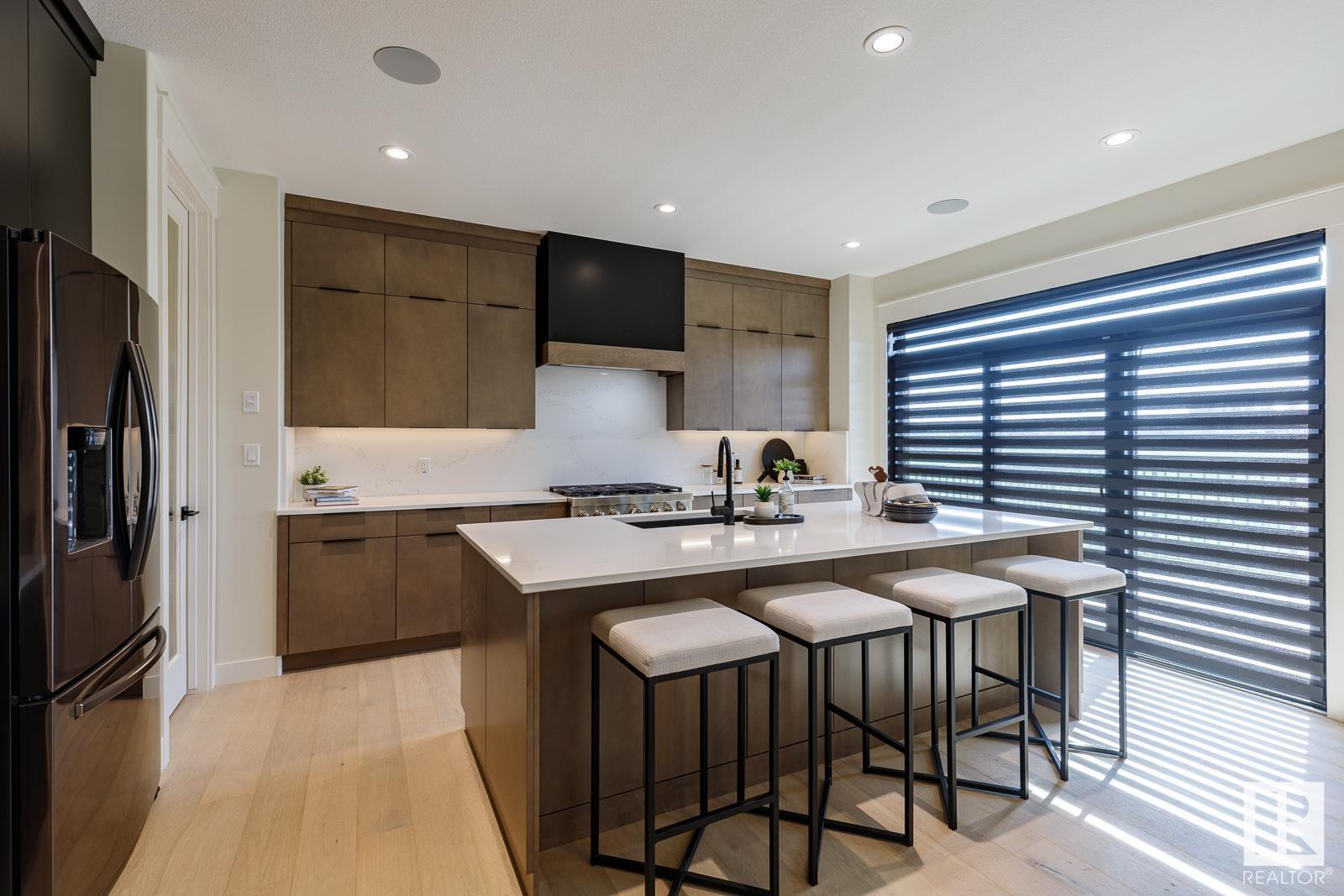 Photo 8 of 1607 157 St Sw, Edmonton AB