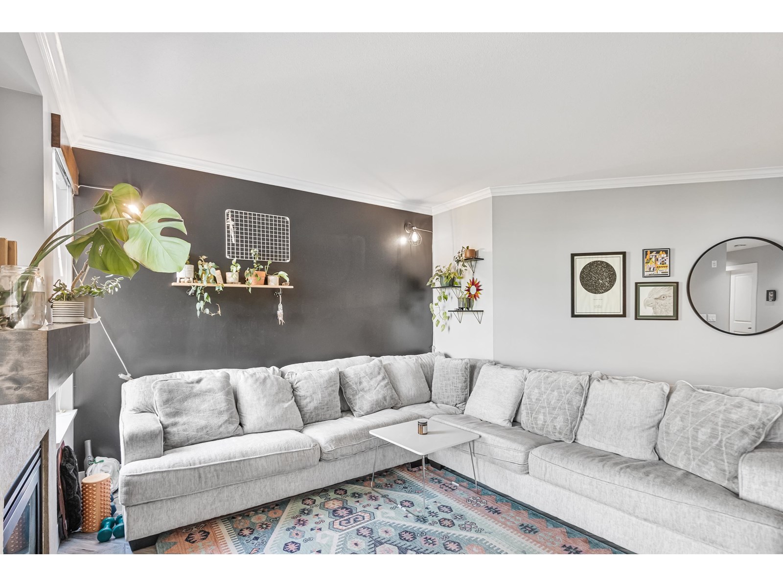Photo 11 of 308 15368 16 A Avenue, Surrey BC