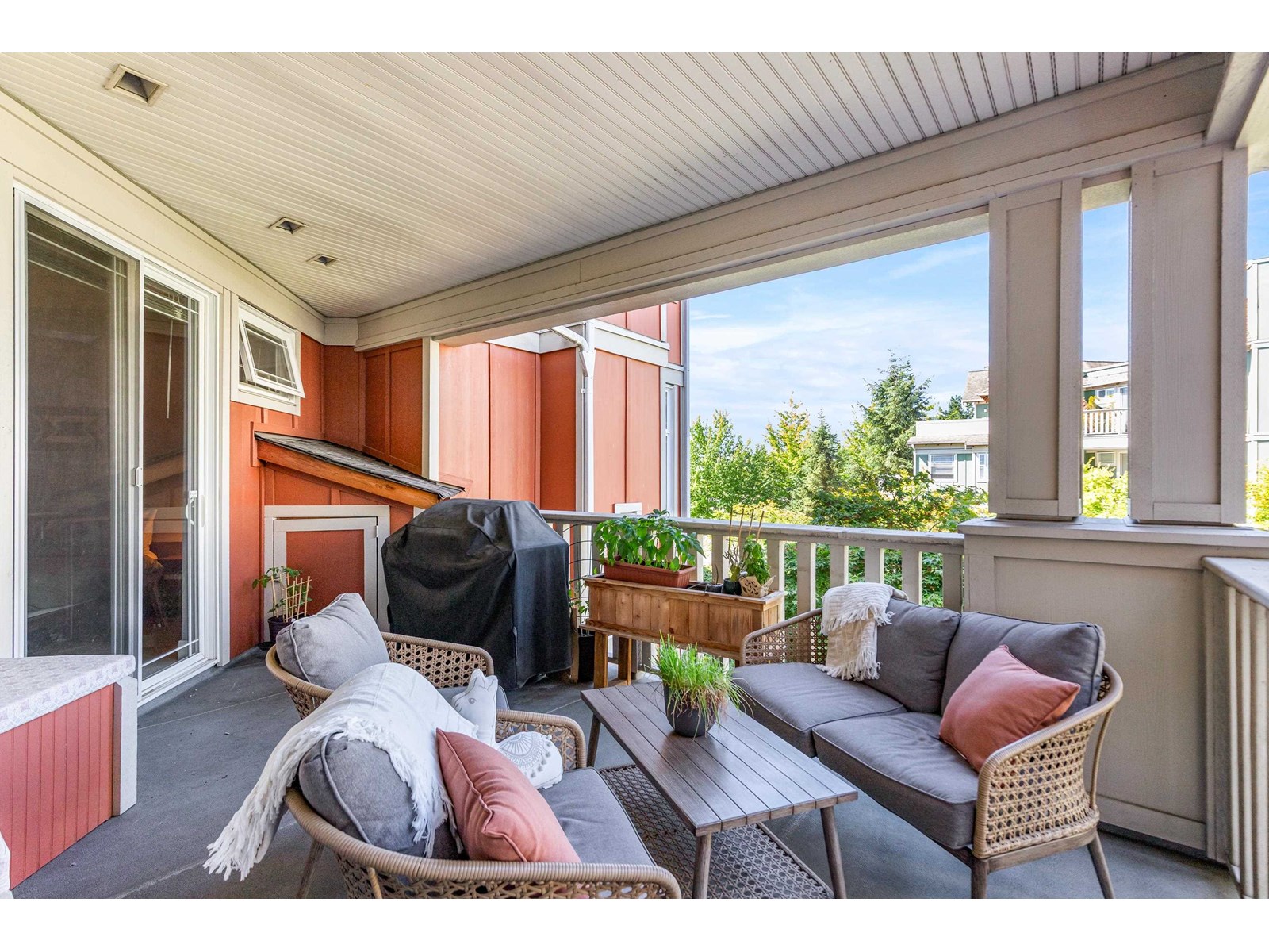 Photo 26 of 308 15368 16 A Avenue, Surrey BC