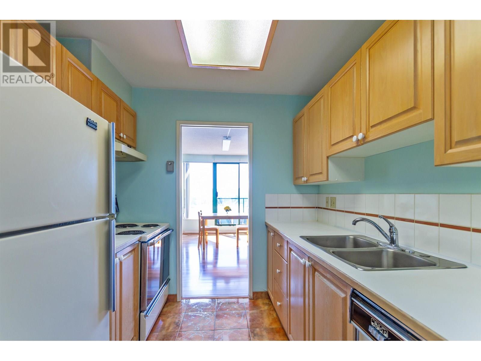 Photo 13 of 501 410 Carnarvon Street, New Westminster BC