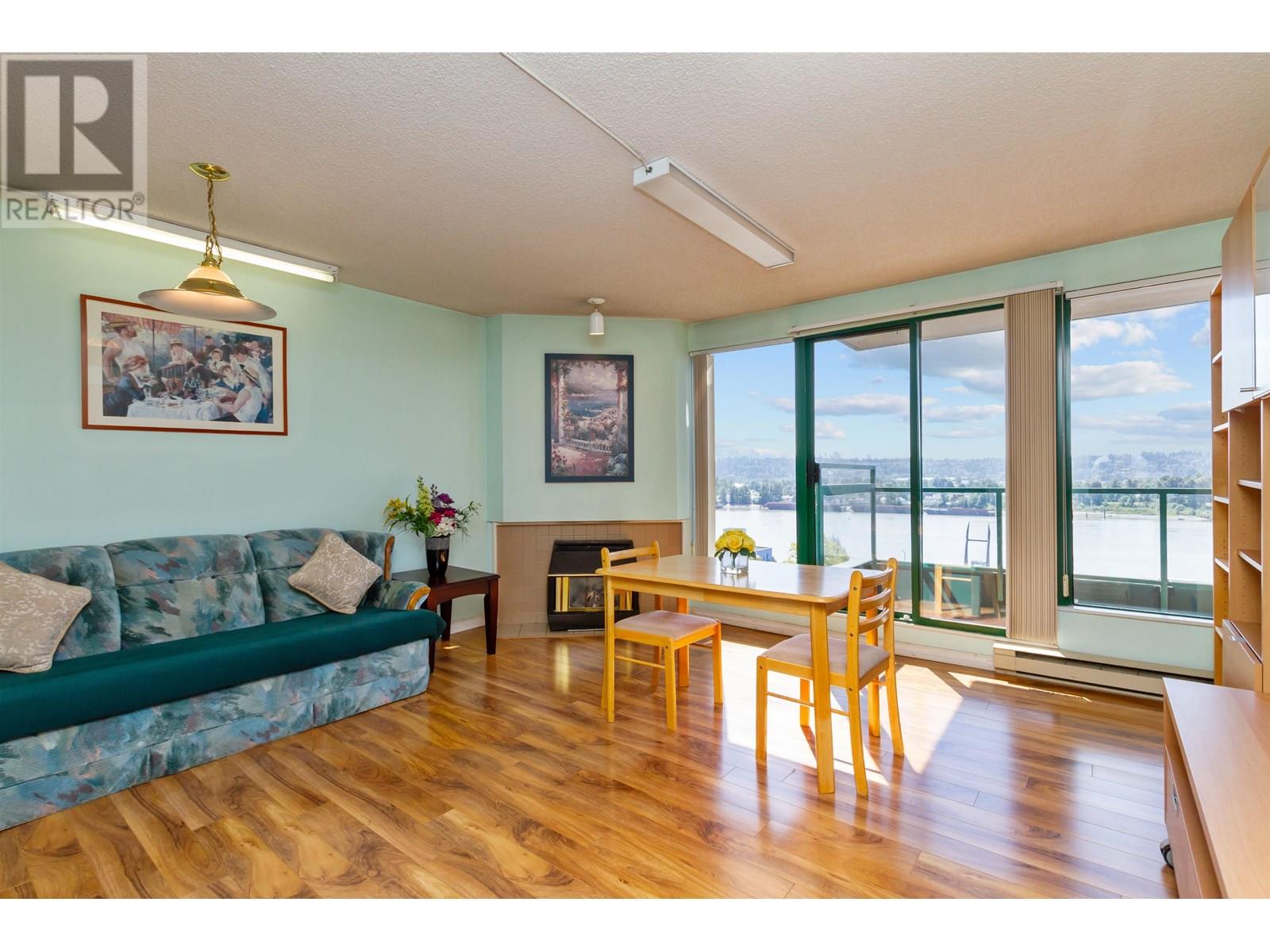 Photo 11 of 501 410 Carnarvon Street, New Westminster BC