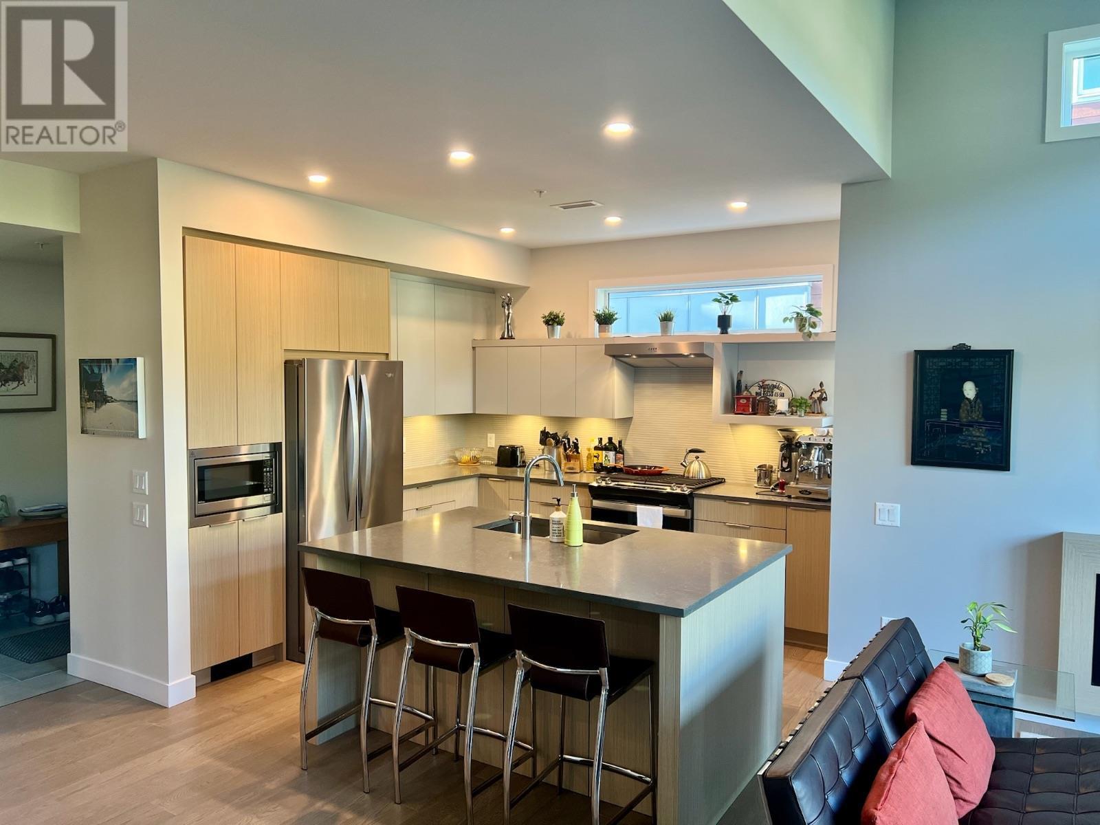 #21 3719 WOODSDALE - Image 11