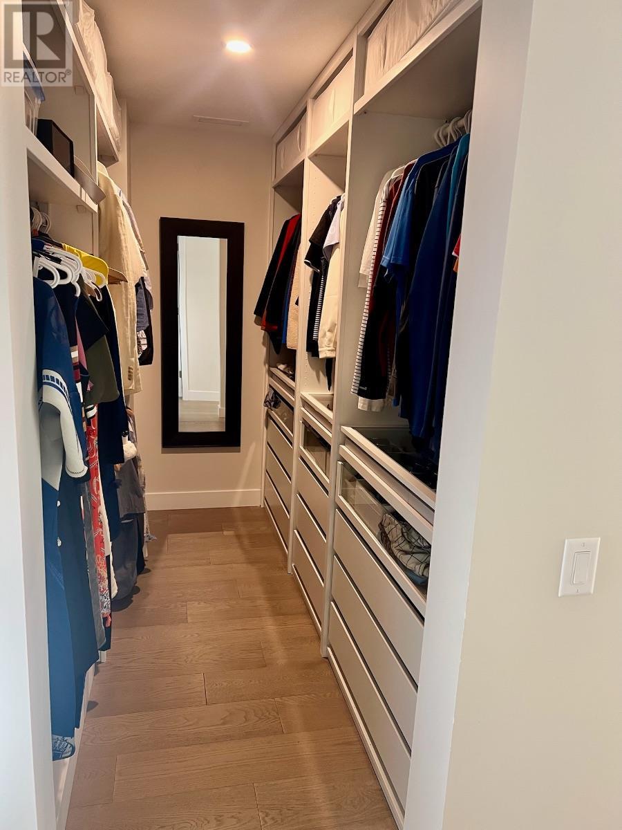 #21 3719 WOODSDALE - Image 24