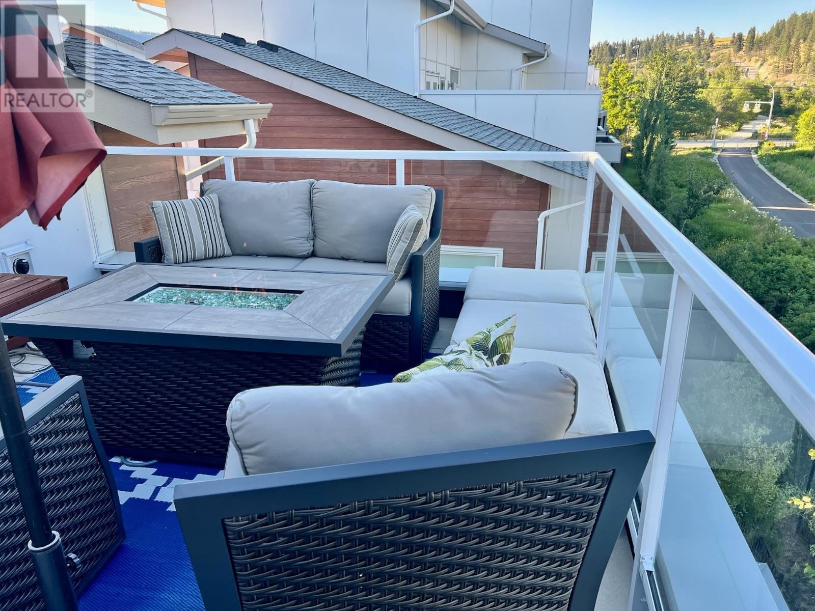 #21 3719 WOODSDALE - Image 40