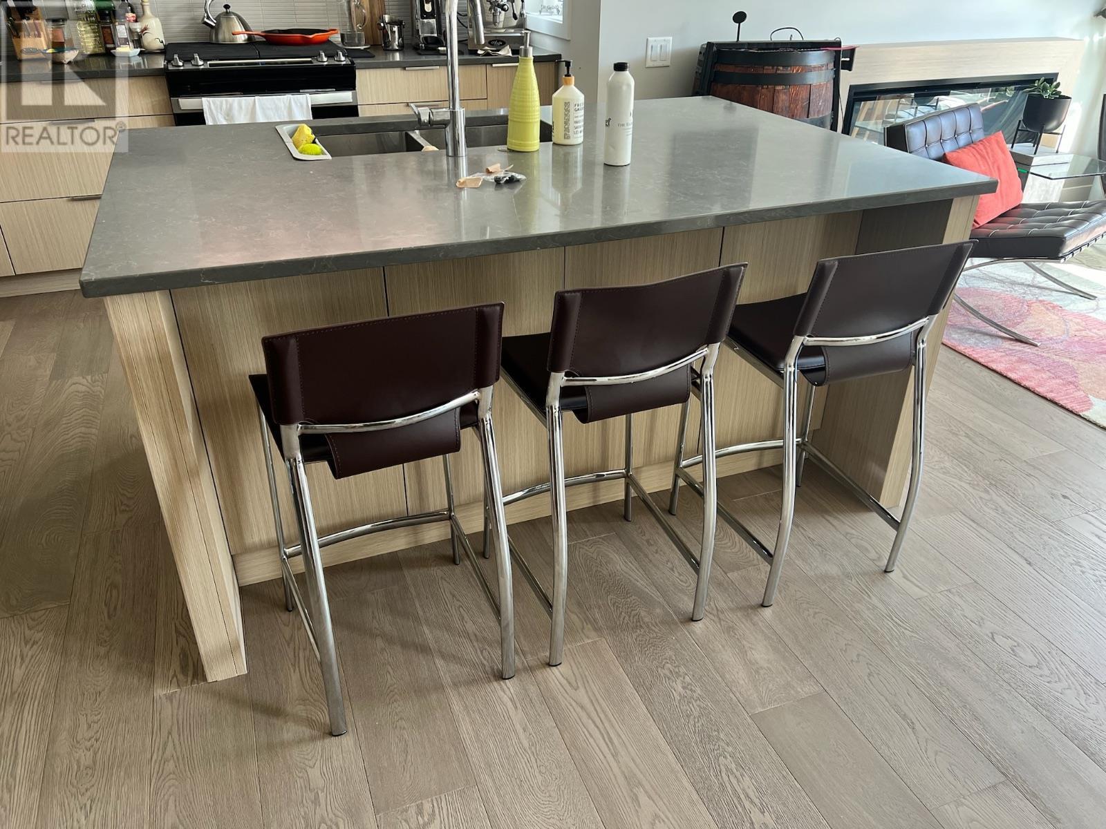 #21 3719 WOODSDALE - Image 12