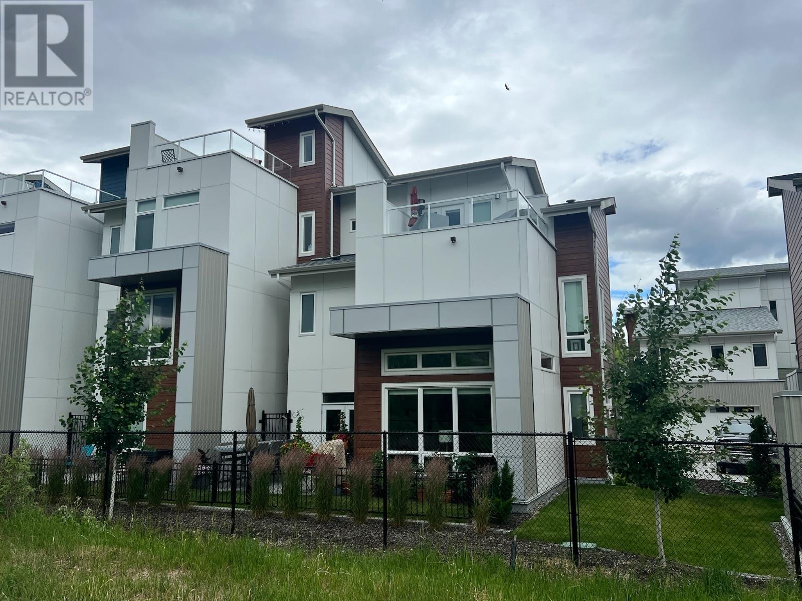 #21 3719 WOODSDALE - Image 49