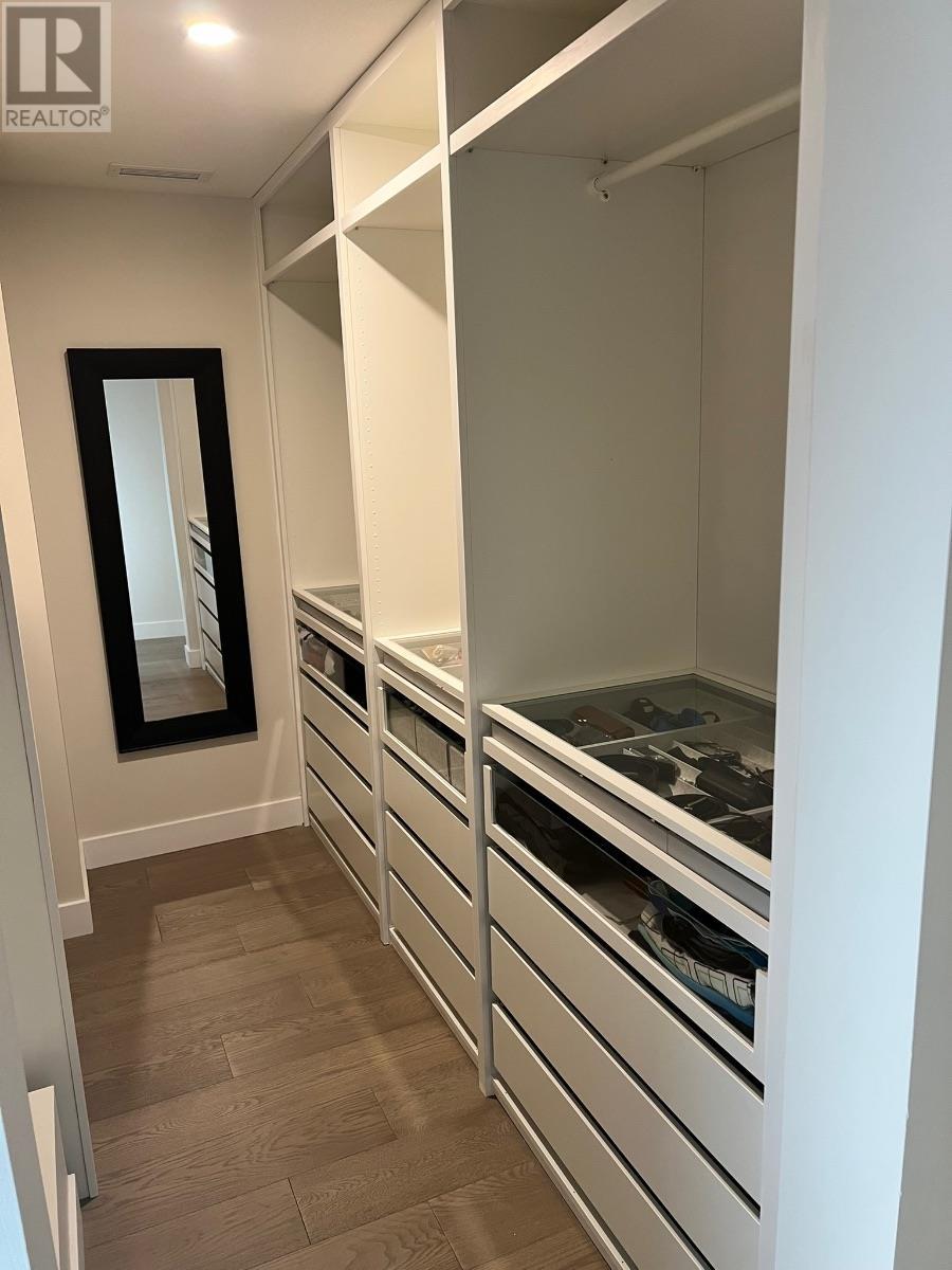#21 3719 WOODSDALE - Image 23