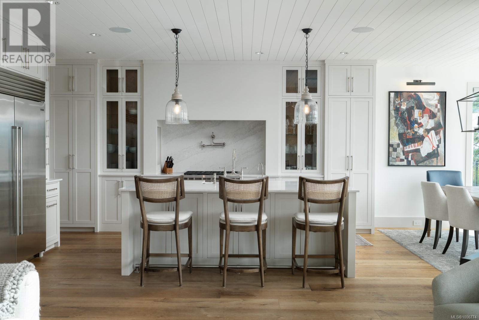 Photo 10 of 2053 Pinehurst Terr, Langford BC