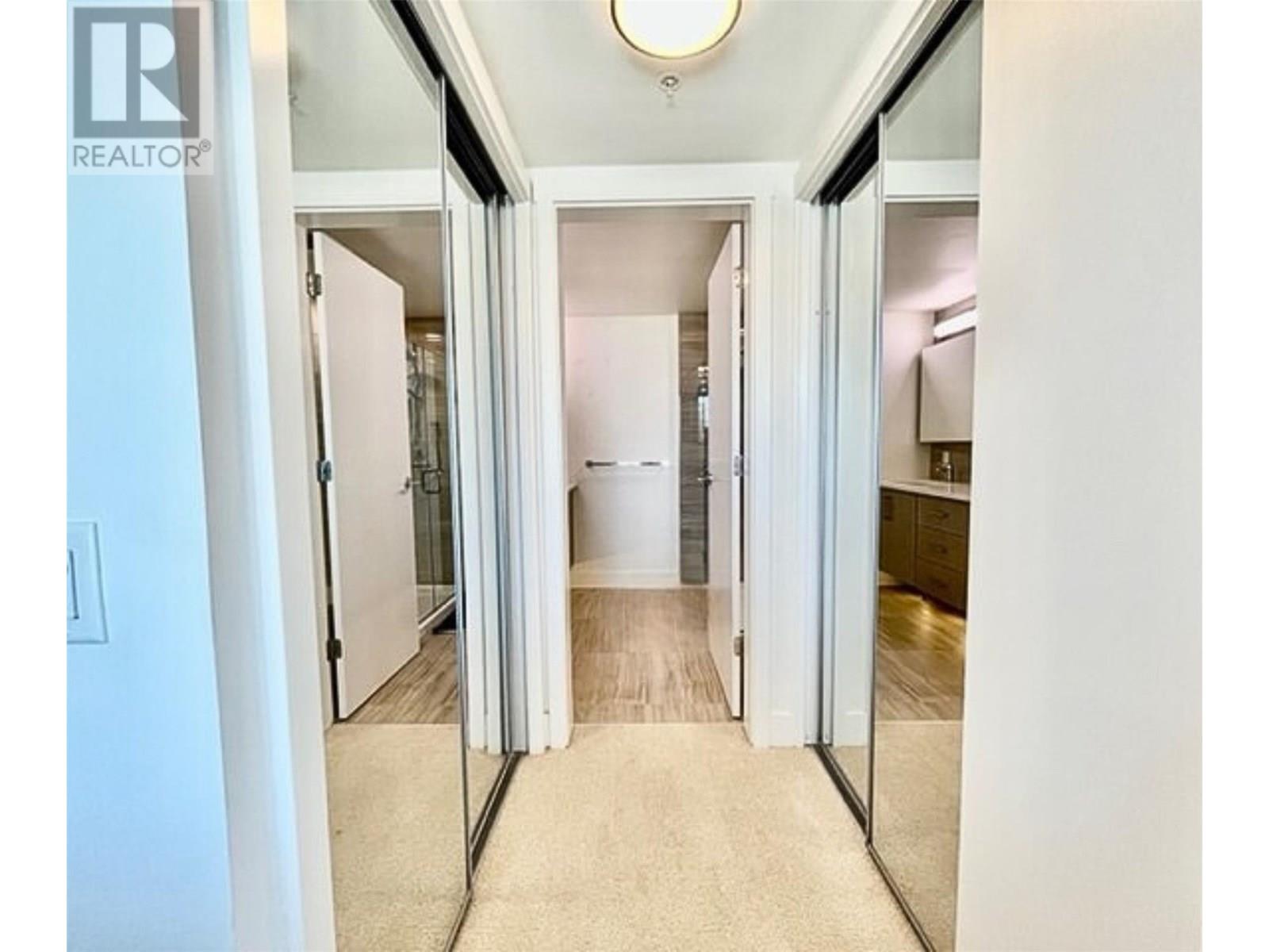 701 1588 Ellis Street, Kelowna