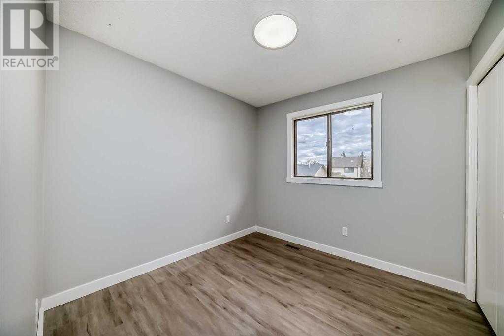 Single Family House for Sale in  Templemont Drive NE Temple Calgary 