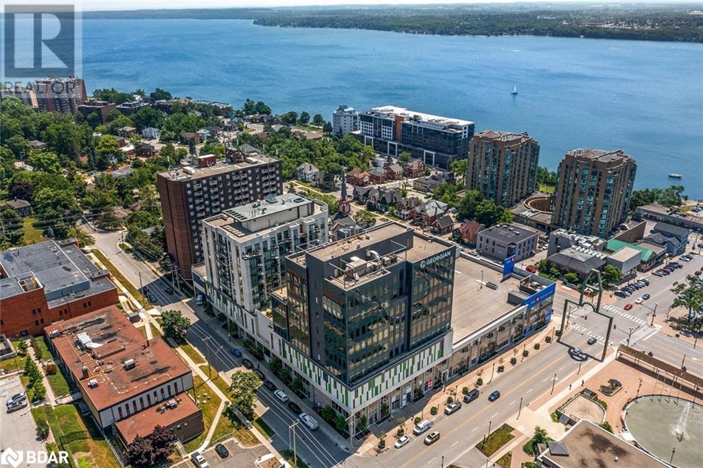 Photo 5 of 111 Worsley Street Unit 302, Barrie ON